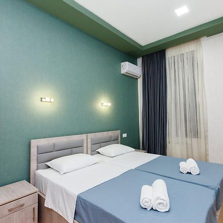 Garden Side Tbilisi Hotel Ngoại thất bức ảnh