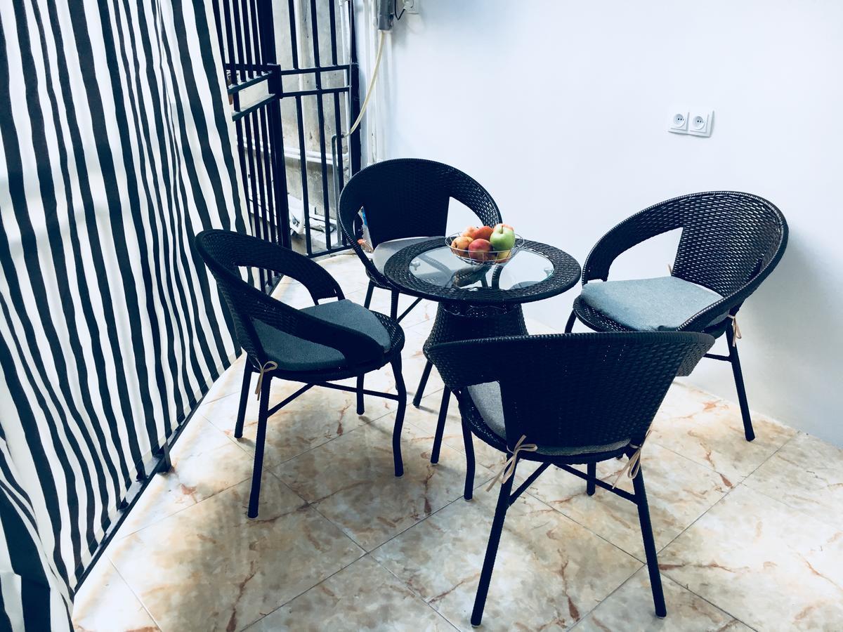 Garden Side Tbilisi Hotel Ngoại thất bức ảnh